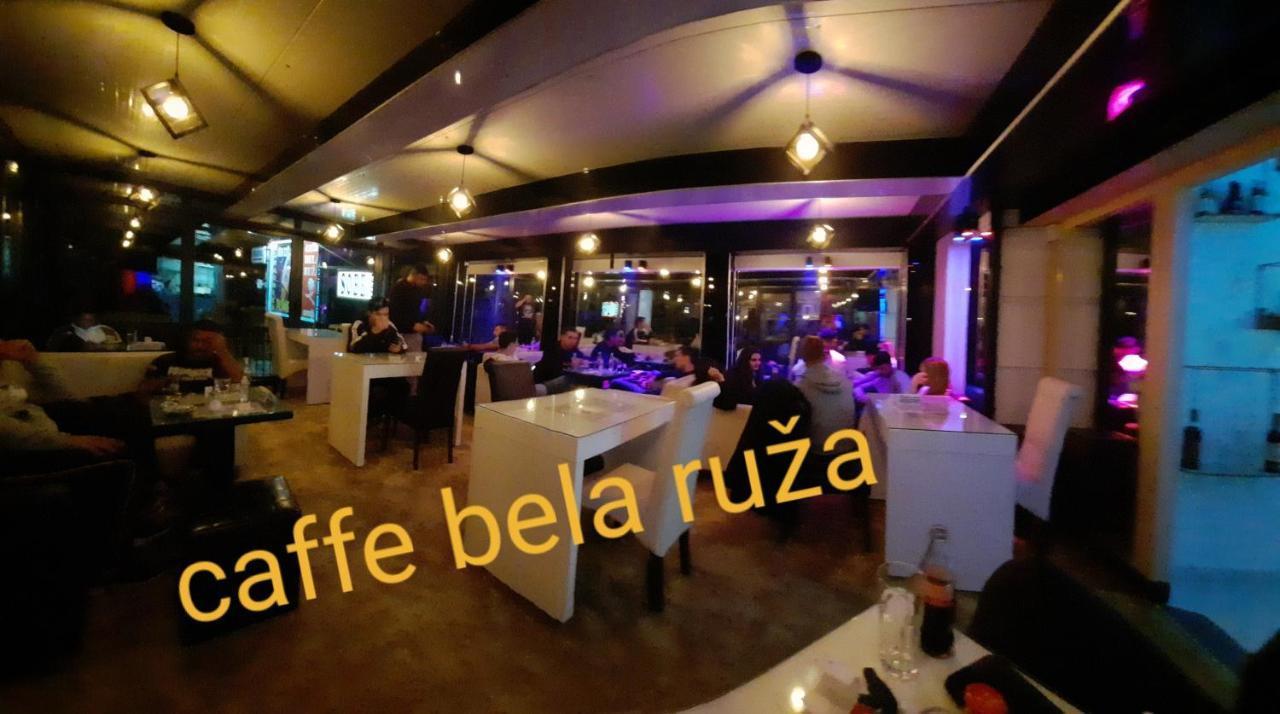 Hotel Bela Ruza à Belgrade Extérieur photo